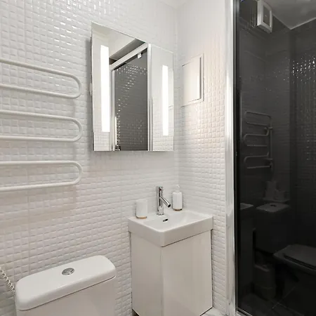 & Cheap And Free Parking Appartement *