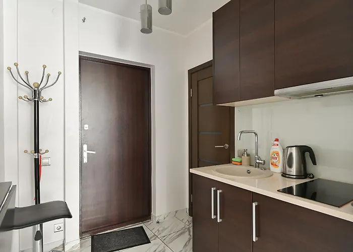 & Cheap And Free Parking Apartment *