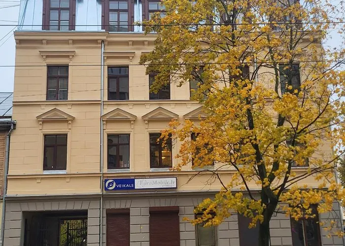 & Cheap And Free Parking * Riga